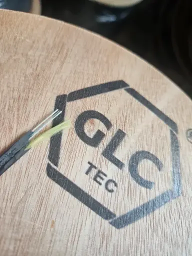 [728] FIBRA DROP 4 HILOS 1 KM DIELECTRICA 